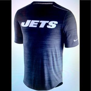 NEW YORK YORK JETS NIKE PLAYER TOP.  NEW W/TAGS